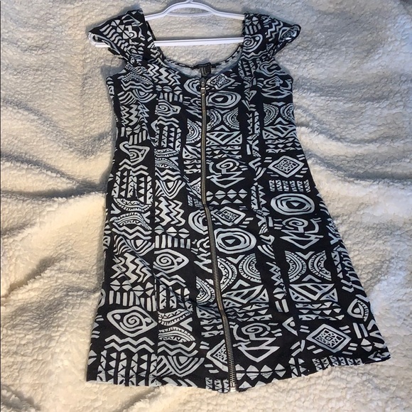 Full front zip dress - Picture 1 of 2